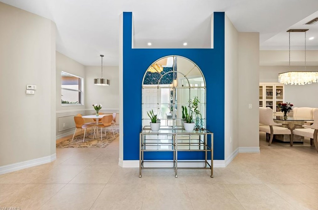 8165 Sanctuary Dr #71-2, Naples, FL 34104