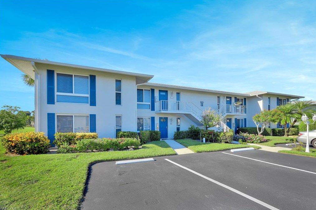 141 Lollypop Ln #801, Naples, FL 34112