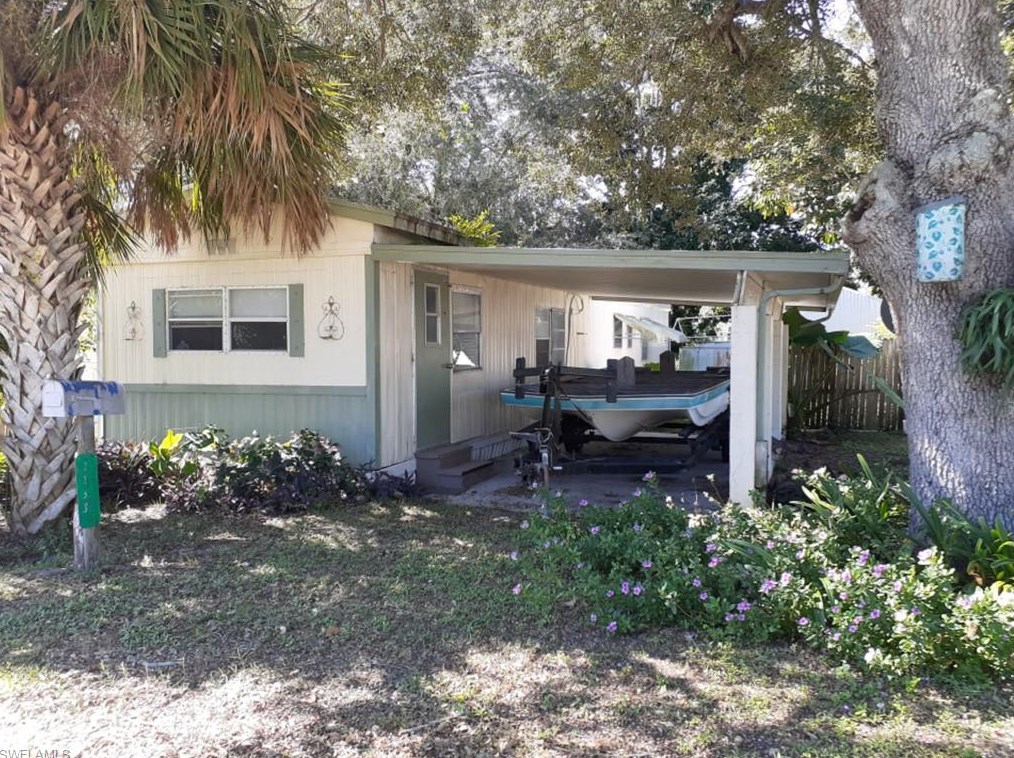 1138 9th St, Okeechobee FL  34974-4904 exterior