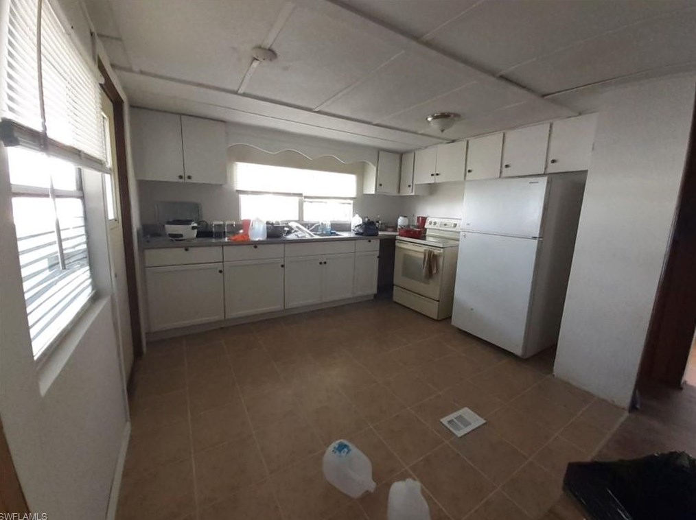 1138 9th St, Okeechobee, FL 34974