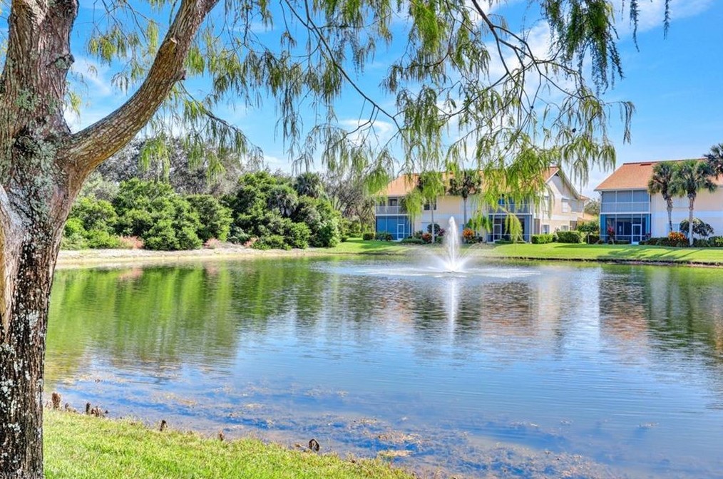 5420 Worthington Ln #202, Naples, FL 34110