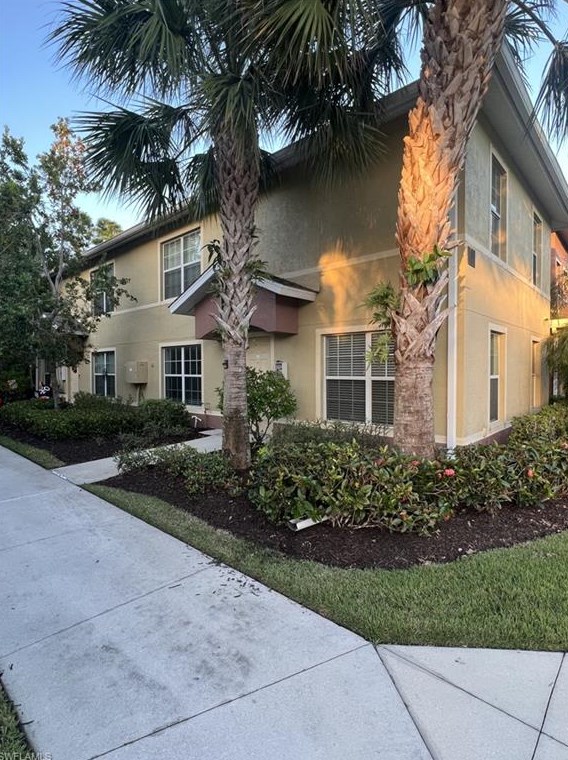 9080 Gervais Cir Apt 502, Naples, FL 34120