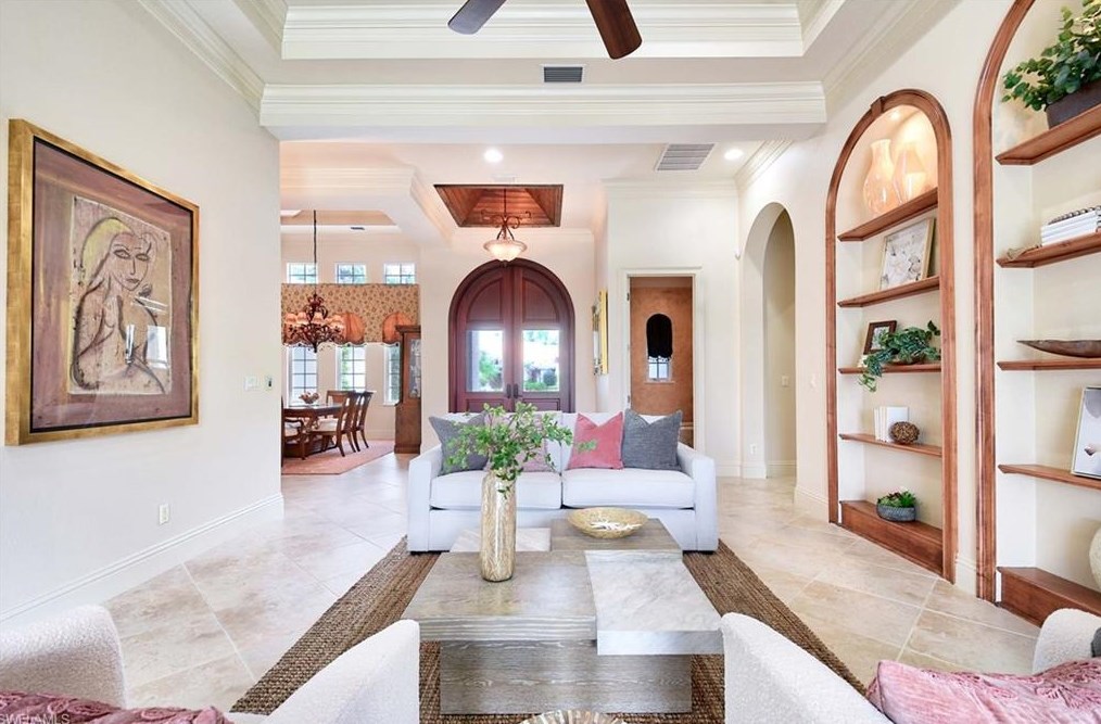 2906 Leonardo Ave, Naples FL exterior