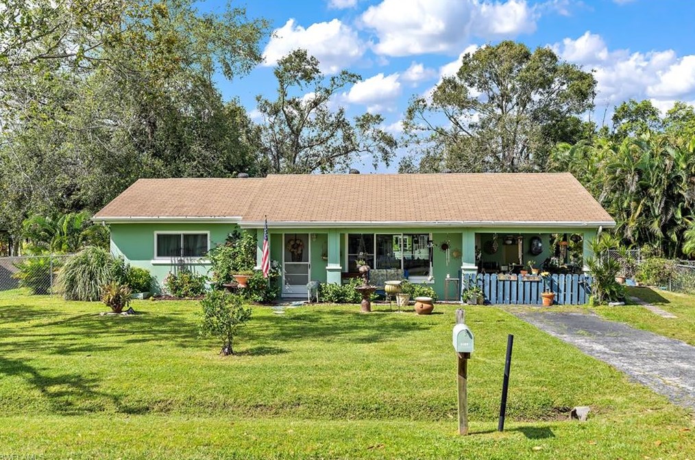 1167 Travis Ave, Fort Myers, FL 33903-7125