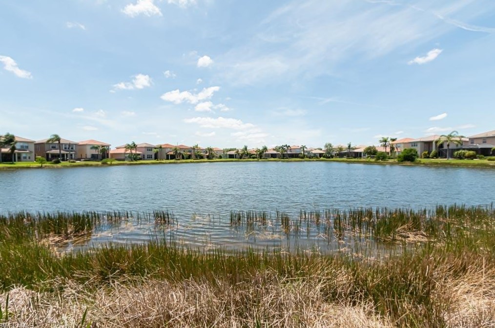 10462 Carolina Willow Dr, Fort Myers FL  33913-8804 exterior