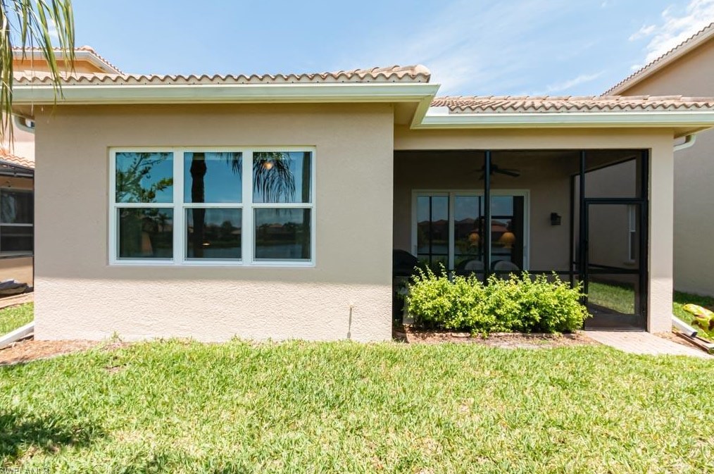 10462 Carolina Willow Dr, Fort Myers FL  33913-8804 exterior