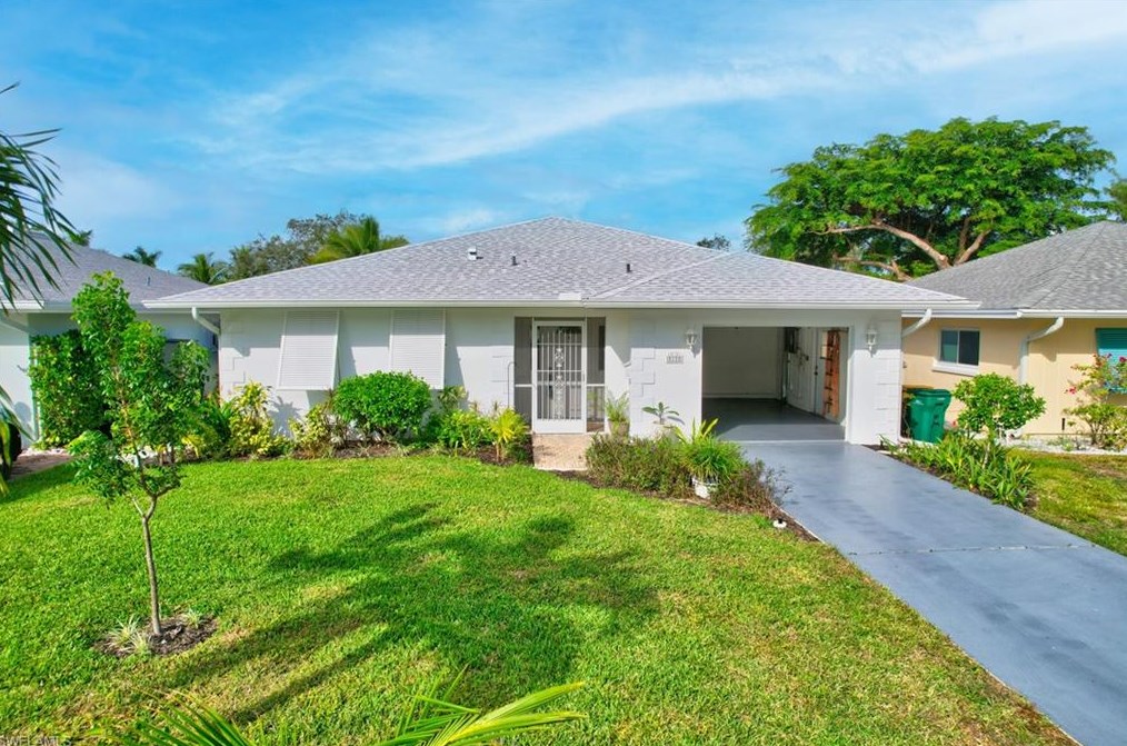 12 Rivard Rd #6, Naples, FL 34112