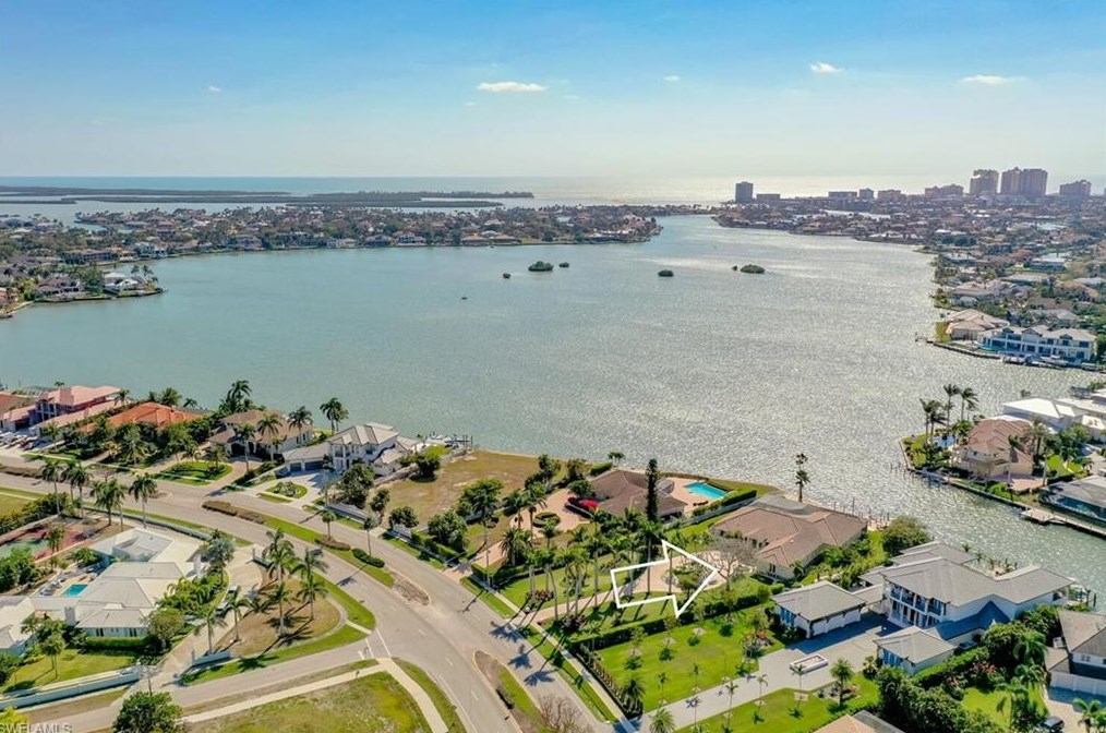 520 Barfield Dr, Marco Island, FL 34145