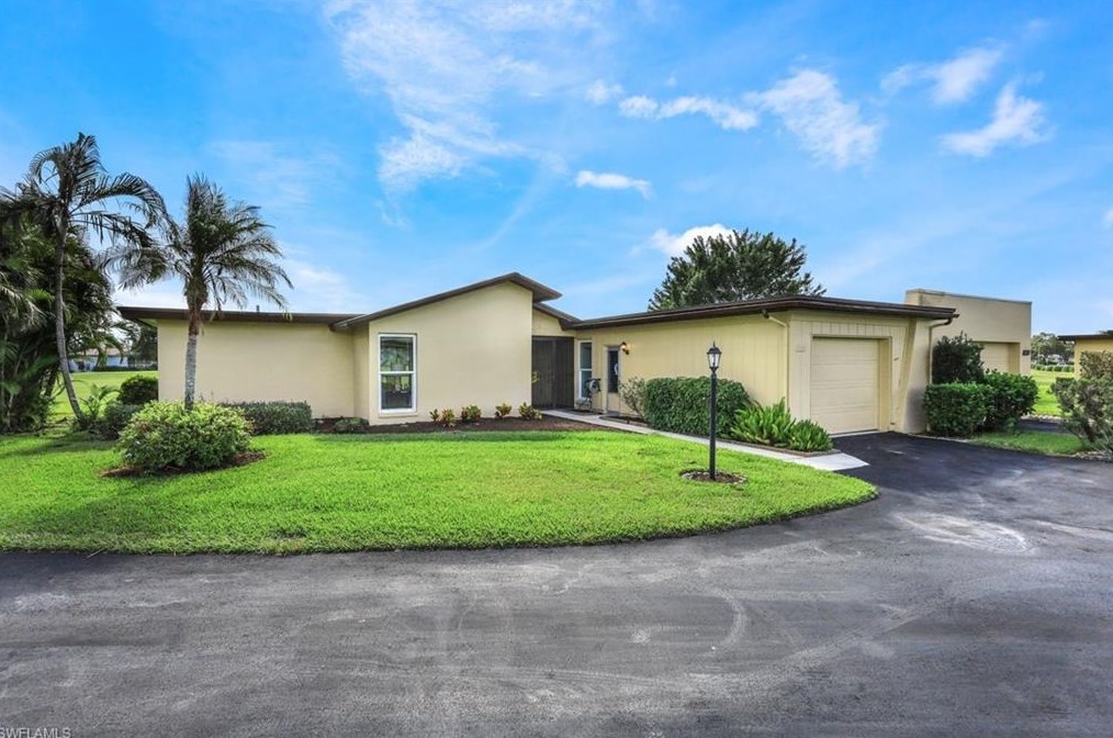 4193 Lakewood Blvd #e-15, Naples, FL 34112