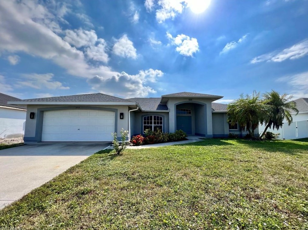 1612 Sw 12th Ln, Cape Coral, FL 33991