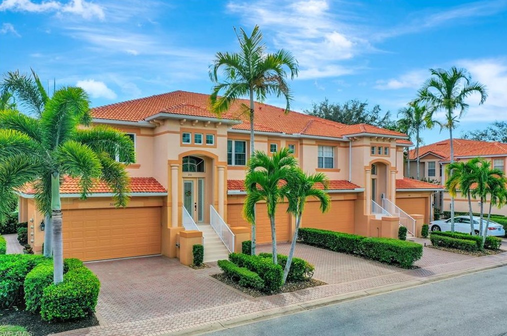 9030 Palmas Grandes Blvd #201, Bonita Springs, FL 34135
