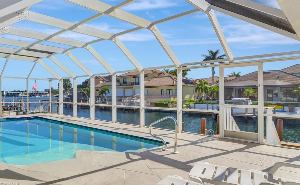 625 Dorando Ct, Marco Island FL  34145-1911 exterior