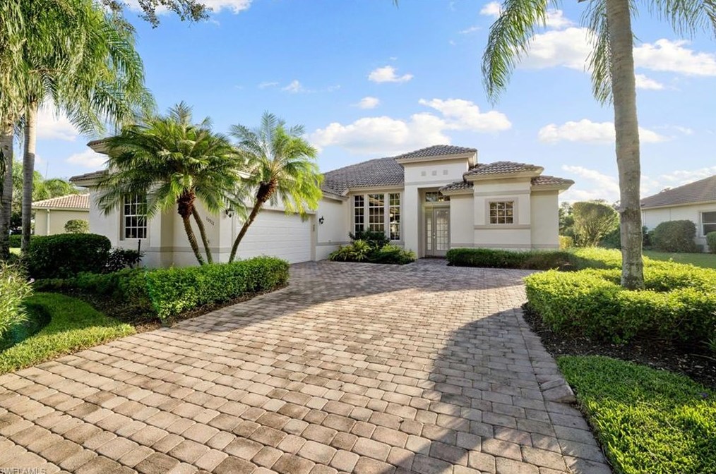 10311 Wishing Stone Ct, Bonita Springs, FL 34135