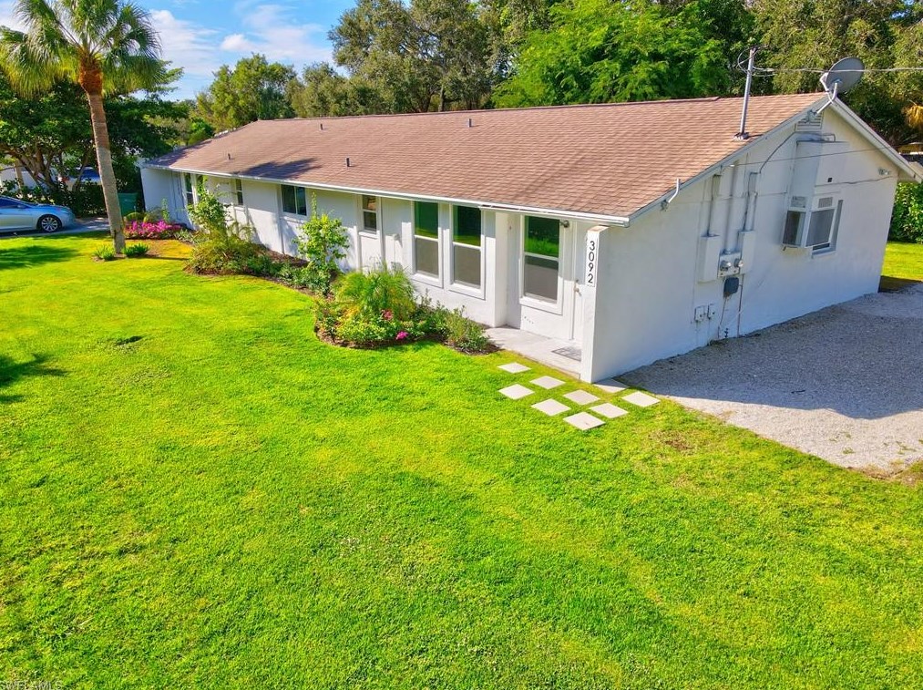 3092 Coco Ave, Naples, FL 34112