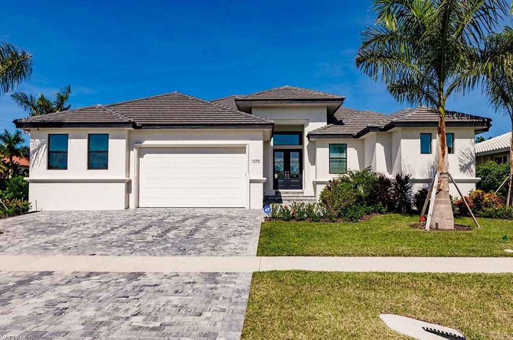 1070 Cara Ct, Marco Island, FL 34145
