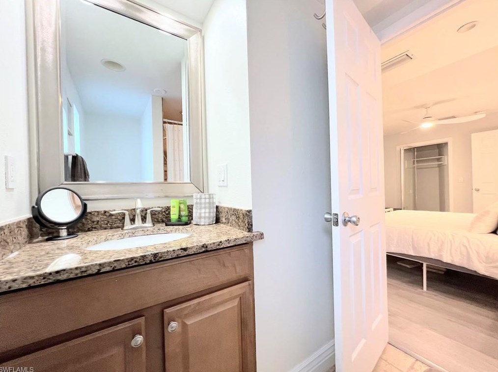 771 94 Ave, Naples FL 34108-2448 exterior