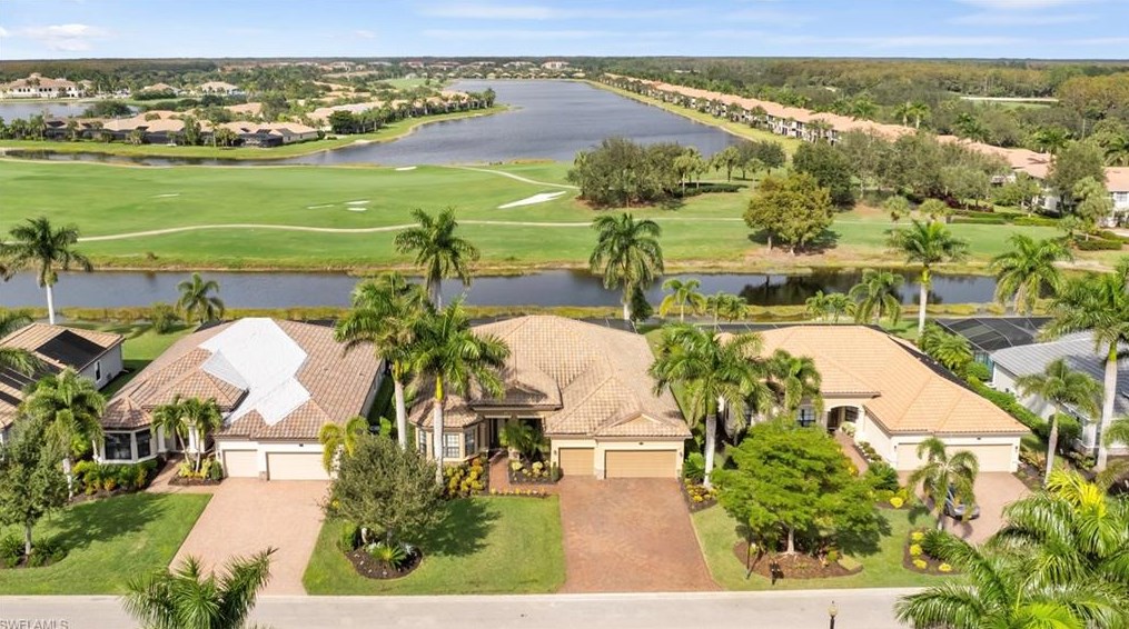 10145 Biscayne Bay Ln, Naples, FL 34120