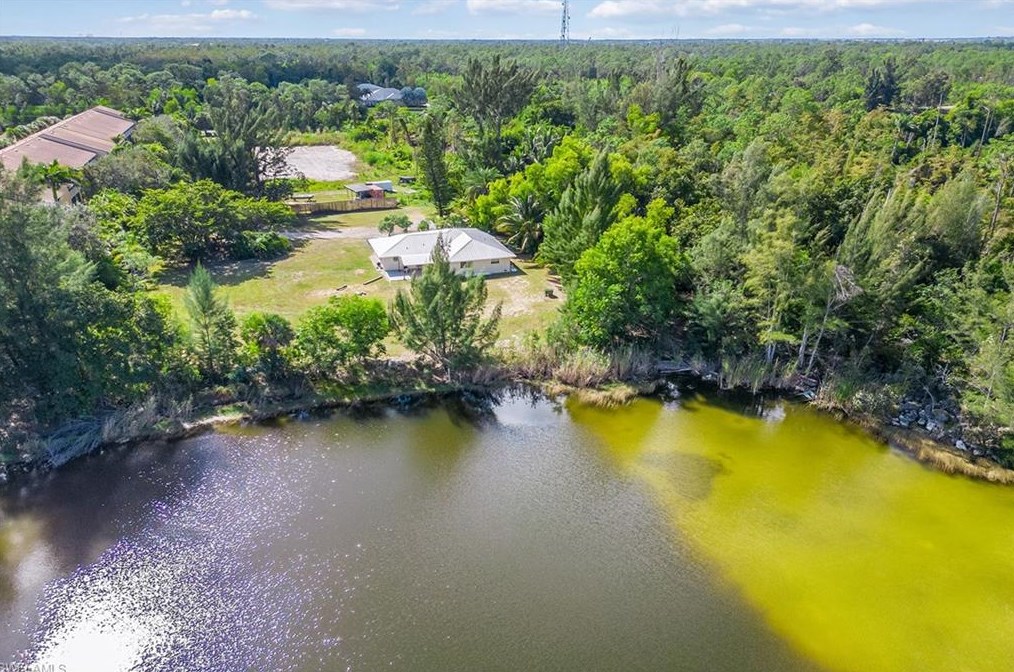 5750 Cope Ln, Naples, FL 34112
