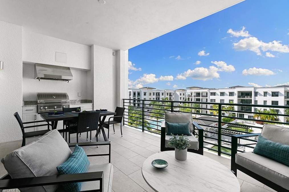 1125 Central Ave #570, Naples, FL 34102
