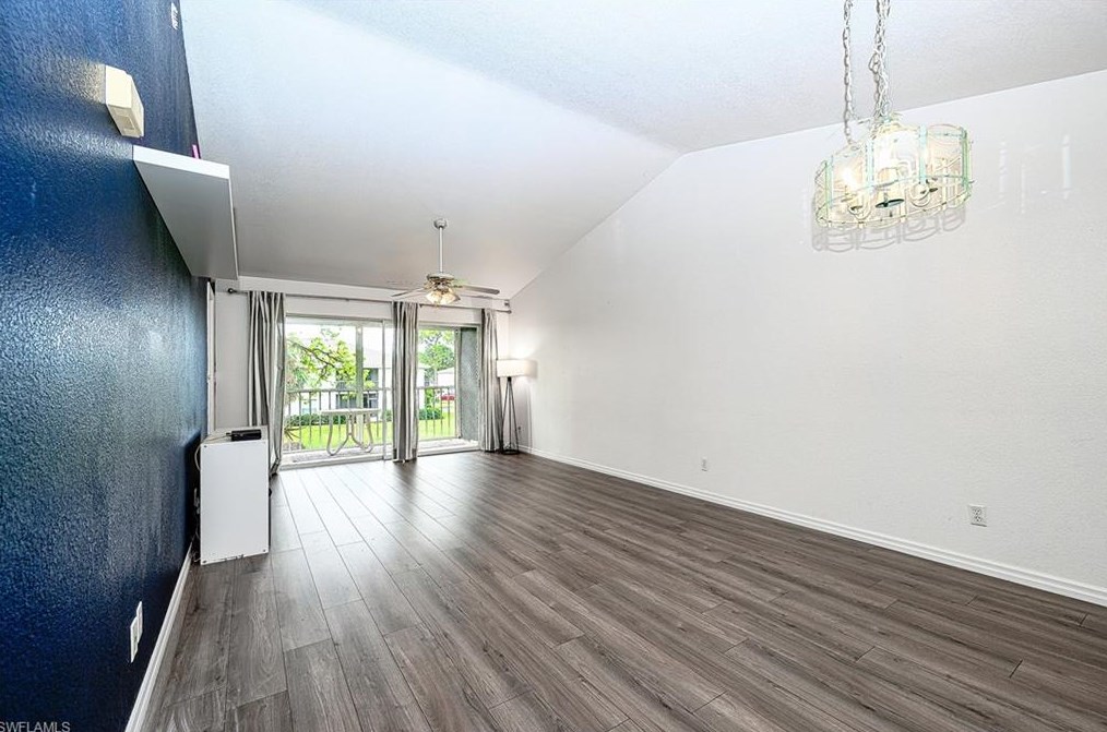 1476 Churchill Cir #j-202, Naples, FL 34116
