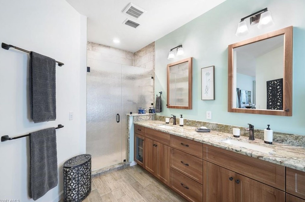 3630 Cartwright Ct, Bonita Springs FL  34134-7570 exterior