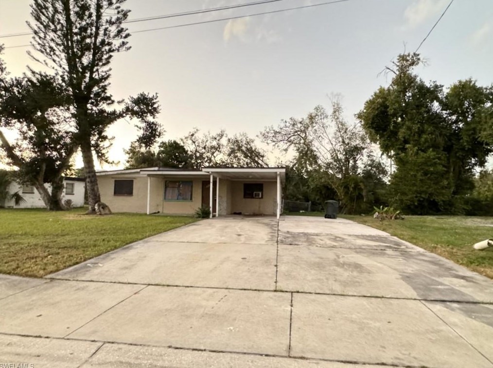 1362 Brookhill Dr, Fort Myers, FL 33916-2198