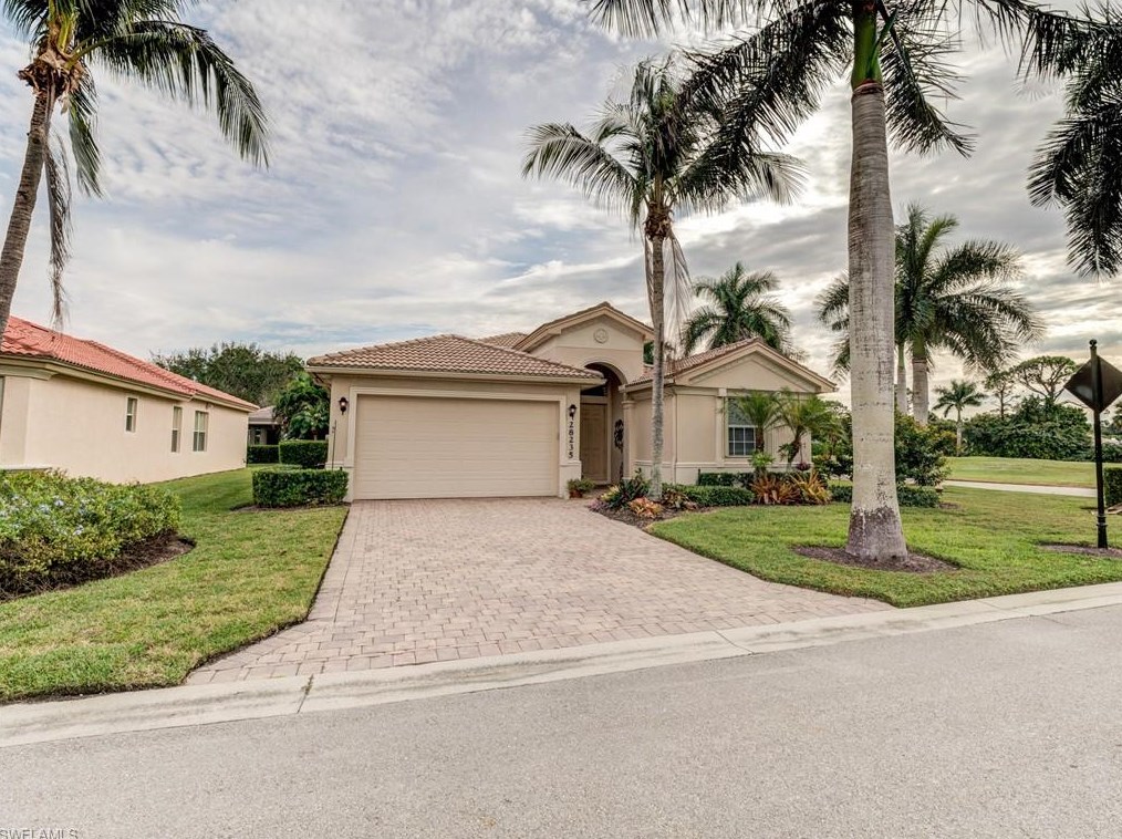 28235 Robolini Ct, Bonita Springs, FL 34135-2904