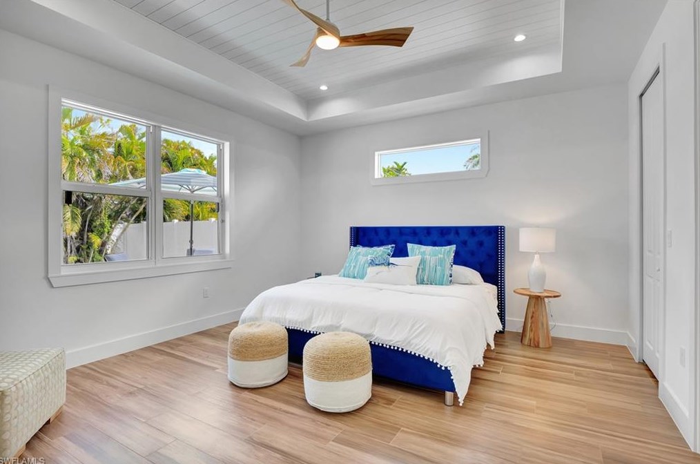 621 105 Ave, Naples FL 34108-1839 exterior