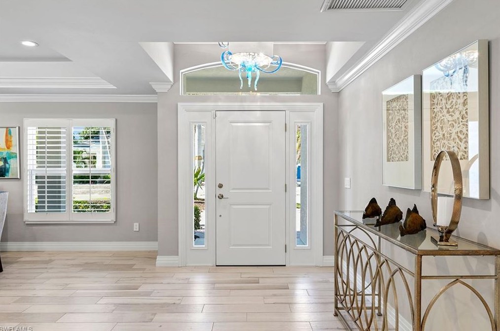 3720 Parkview Way, Naples, FL 34103