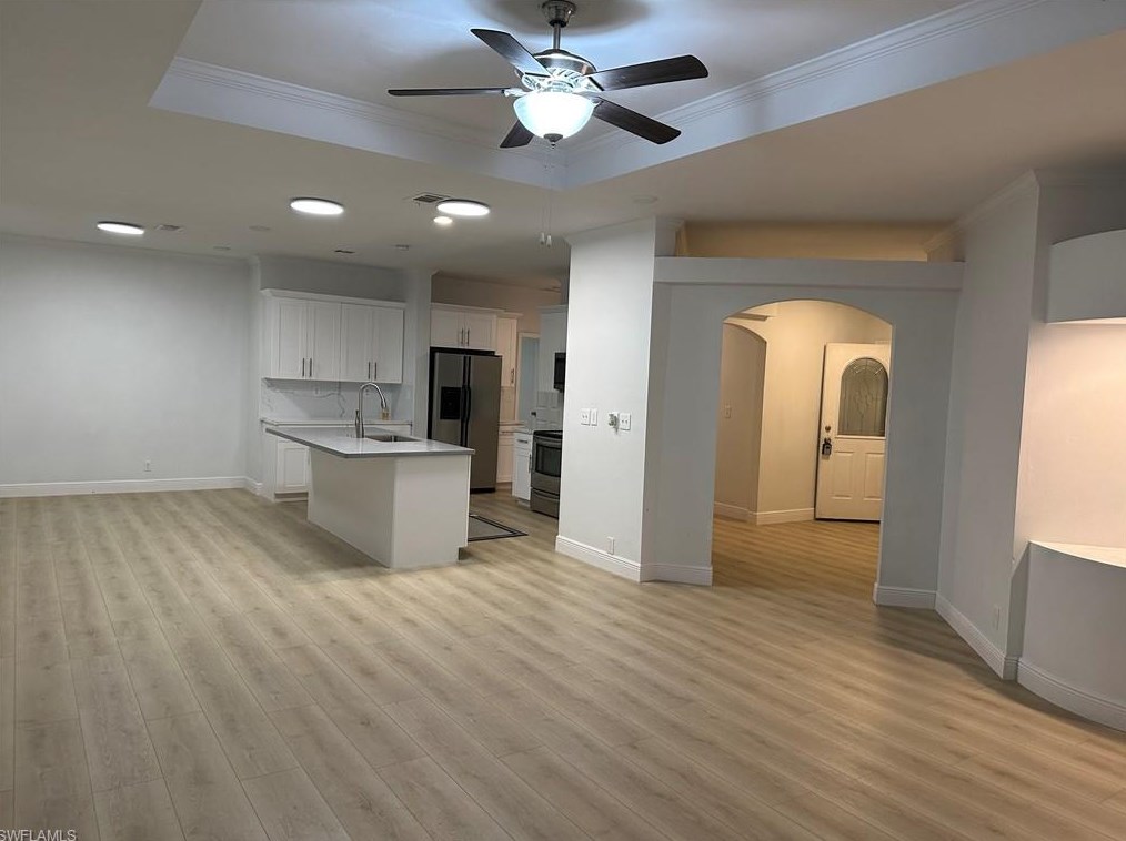 4006 12th St, Lehigh Acres, FL 33976-2720
