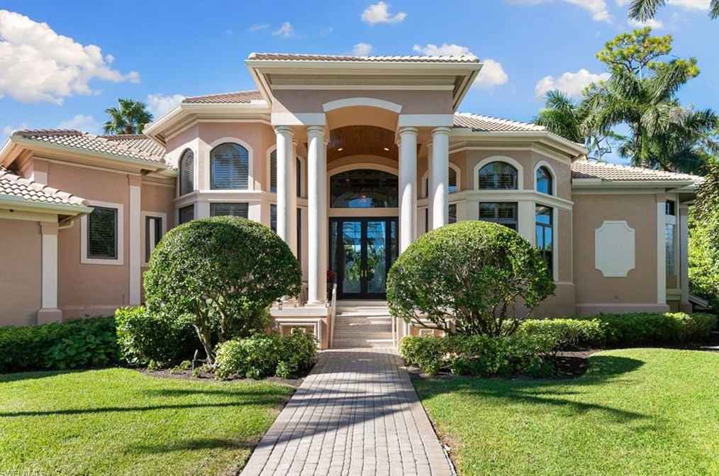 27240 Lakeway Ct, Bonita Springs, FL 34134-8701