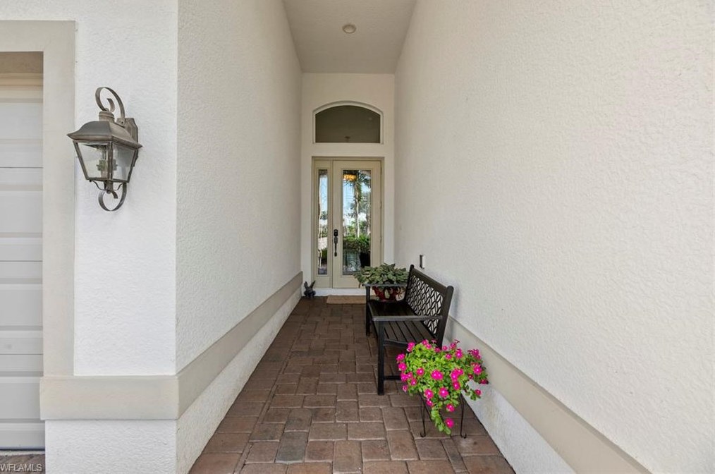 9142 Astonia Way, Fort Myers FL  33967-5640 exterior