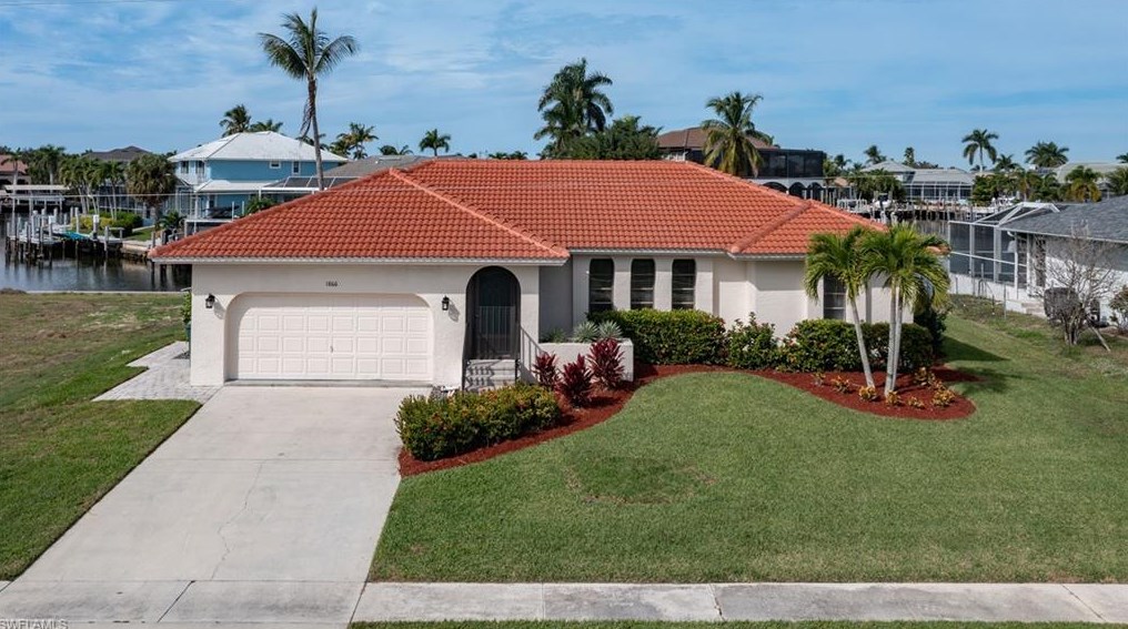 1866 Apataki Ct, Marco Island, FL 34145