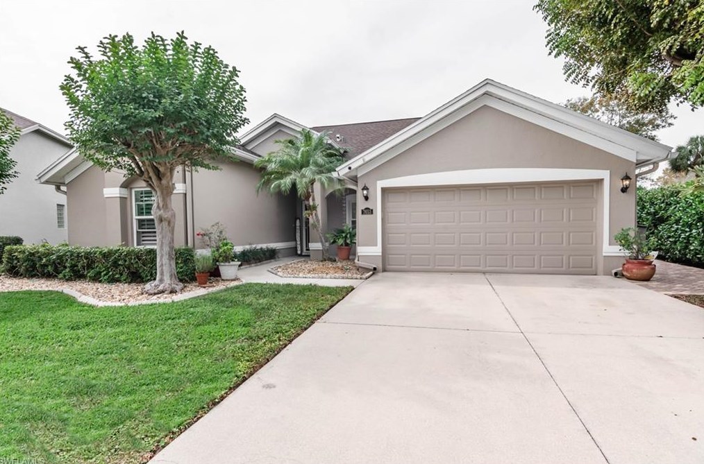 7653 Citrus Hill Ln, Naples, FL 34109