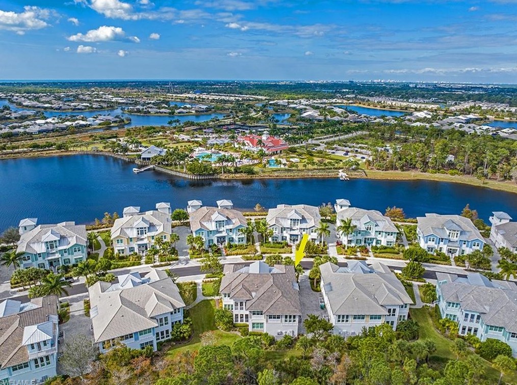 6552 Dominica Dr #201, Naples, FL 34113