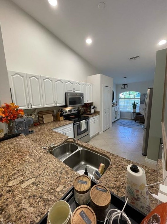 5397 Whitten Dr 97, Naples, FL 34104