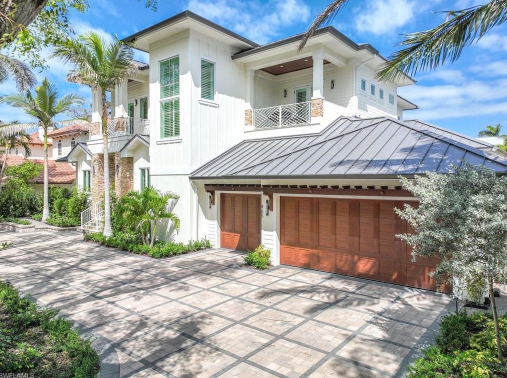 465 18th Ave S, Naples, FL 34102