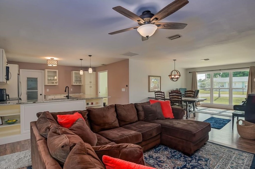 2237 Ivy Ave, Fort Myers, FL 33907-4210