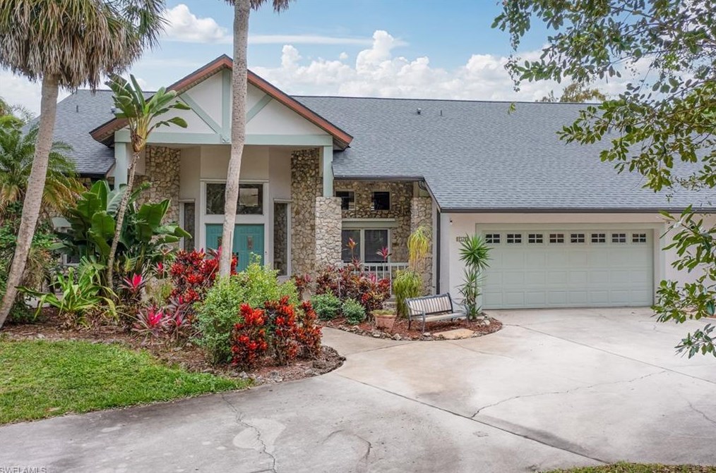 2910 70th St Sw, Naples, FL 34105