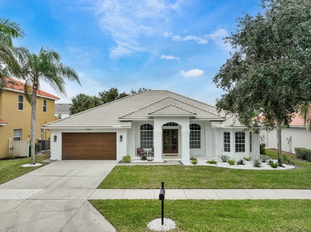 14900 Indigo Lakes Dr, Naples, FL 34119