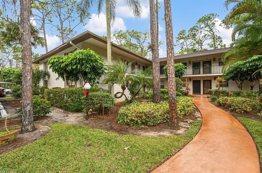 1765 Courtyard Way #c-106, Naples, FL 34112
