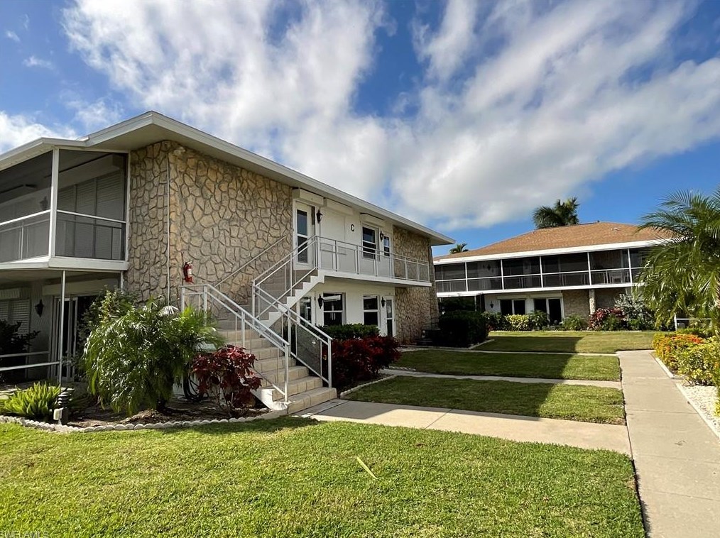 330 Kon Tiki Dr #c6, Naples, FL 34113