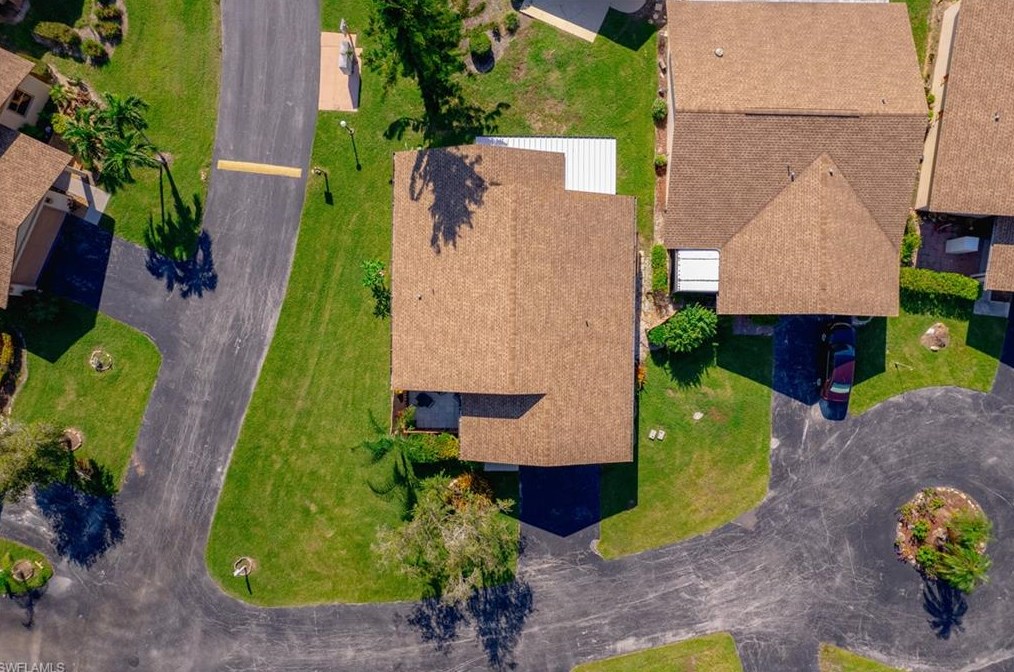 6483 Royal Woods Dr, Fort Myers FL  33908-6153 exterior