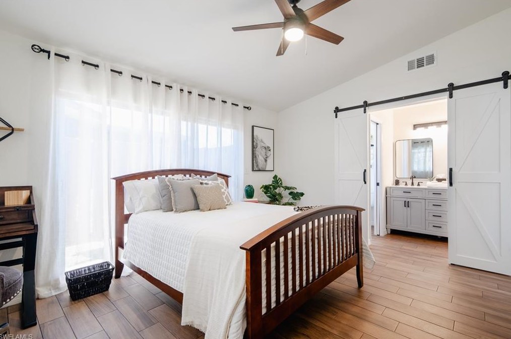 6483 Royal Woods Dr, Fort Myers FL  33908-6153 exterior