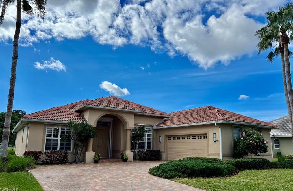 9881 Las Playas Ct, Fort Myers, FL 33919-7727