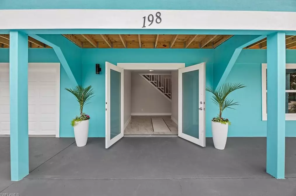 198 Curlew St, Fort Myers Beach, FL 33931