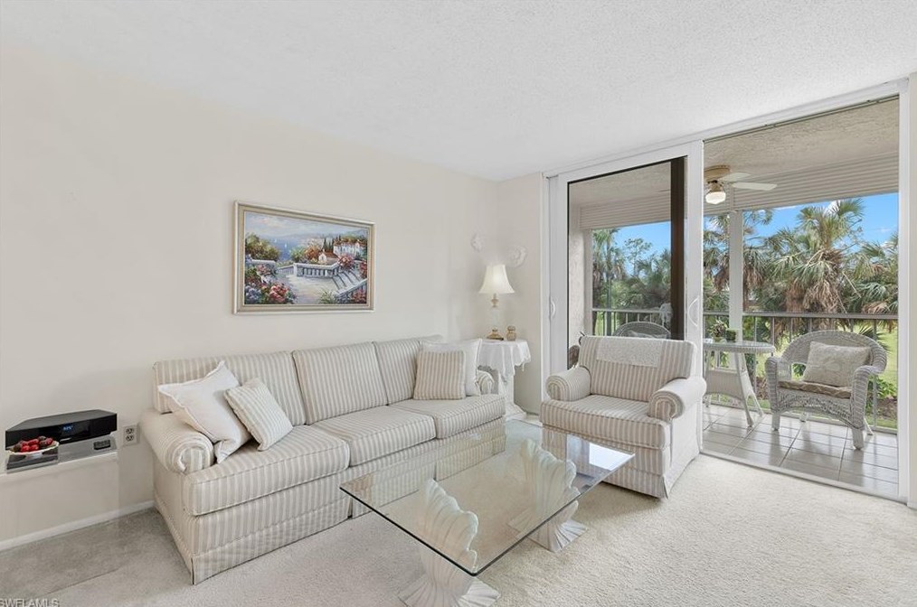 400 Forest Lakes Blvd #206, Naples, FL 34105