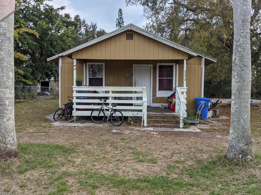 3848 Pearl St, Fort Myers, FL 33916-1226