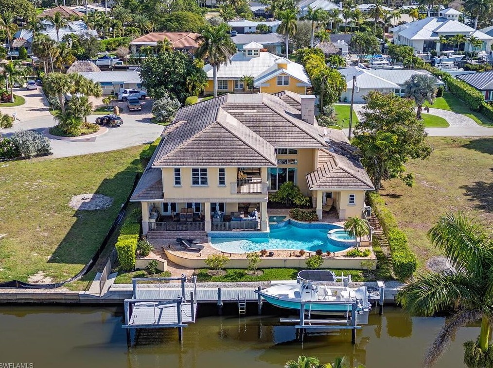 1550 Mullet Ln, Naples, FL 34102