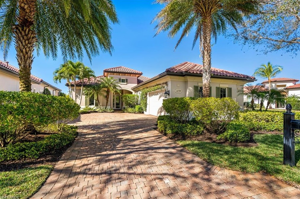 16799 Cabreo Dr, Naples, FL 34110